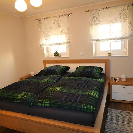 Ferienwohnung Am Pfaffenderbach Ralingen Екстериор снимка